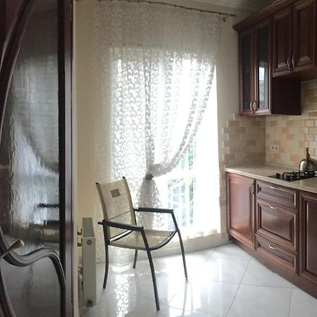 Cozy Studio Near Greek Square Appartement Odessa Buitenkant foto